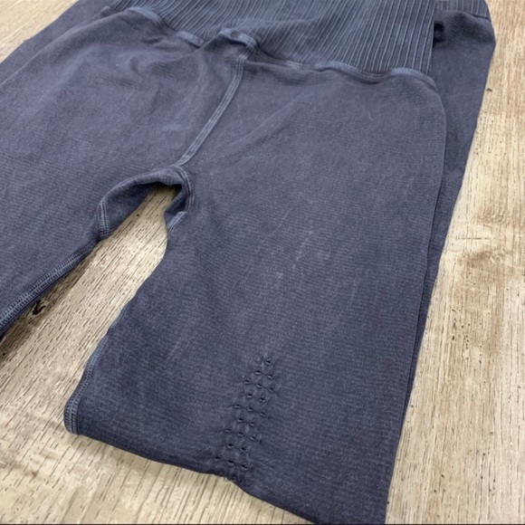 Free People Good Karma 7/8 leggings Washed charcoal Black XS/S no logo - Picture 4 of 9